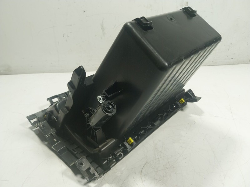 Recambio de guantera para renault captur ii 1.0 tce bivalent. gasolina / gpl referencia OEM IAM 685005441R 685000951R 