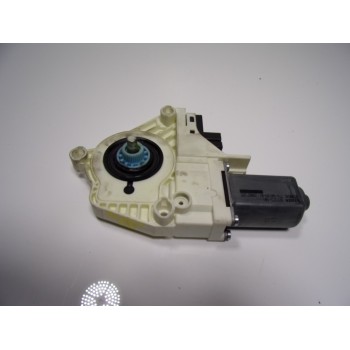 MOTOR ELEVALUNAS DELANTERO DERECHO 4L0959802B 4L0959802B 
