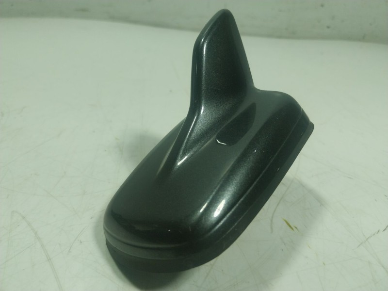 Recambio de antena para audi q7 4mg 3.0 v6 24v tdi referencia OEM IAM  4M0035503N 
