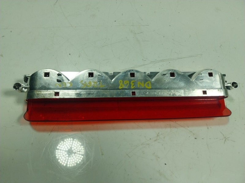 Recambio de piloto trasero central para ford ka (ru8) 1.2 referencia OEM IAM   