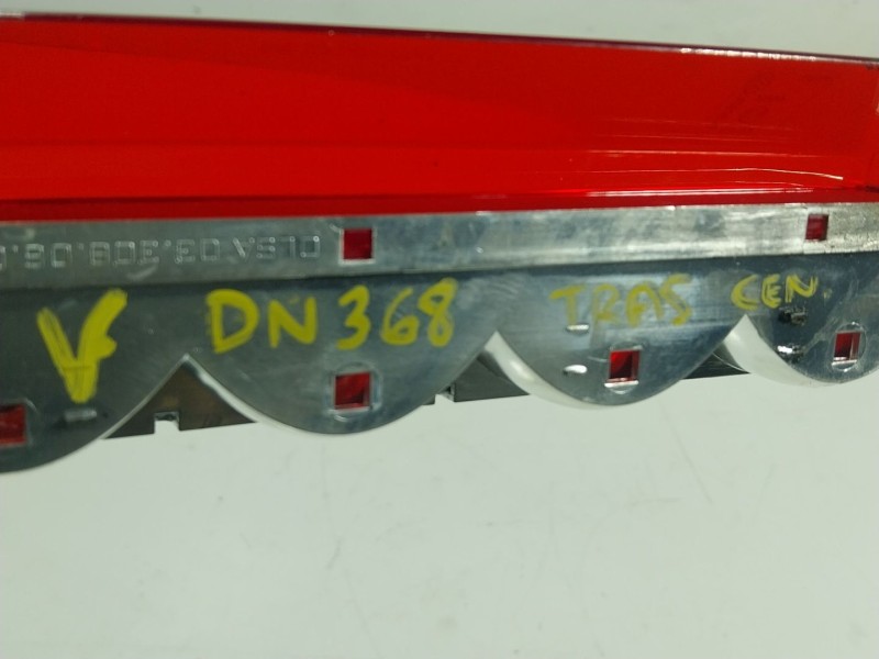 Recambio de piloto trasero central para ford ka (ru8) 1.2 referencia OEM IAM   