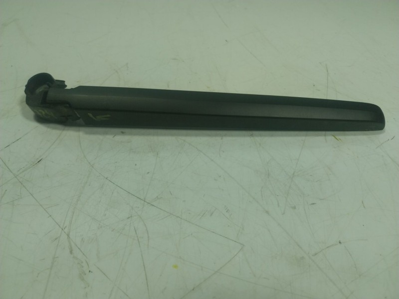 Recambio de brazo limpia trasero para audi q7 4mg 3.0 v6 24v tdi referencia OEM IAM   