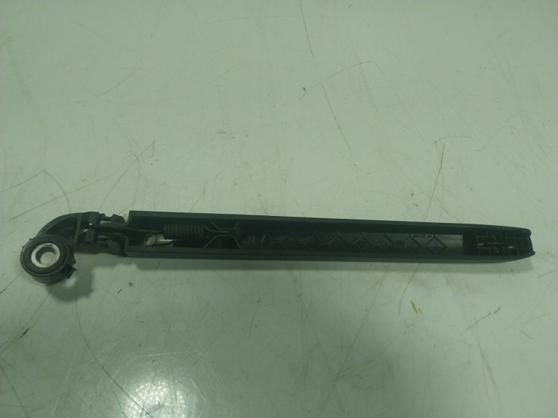 Recambio de brazo limpia trasero para audi q7 4mg 3.0 v6 24v tdi referencia OEM IAM   