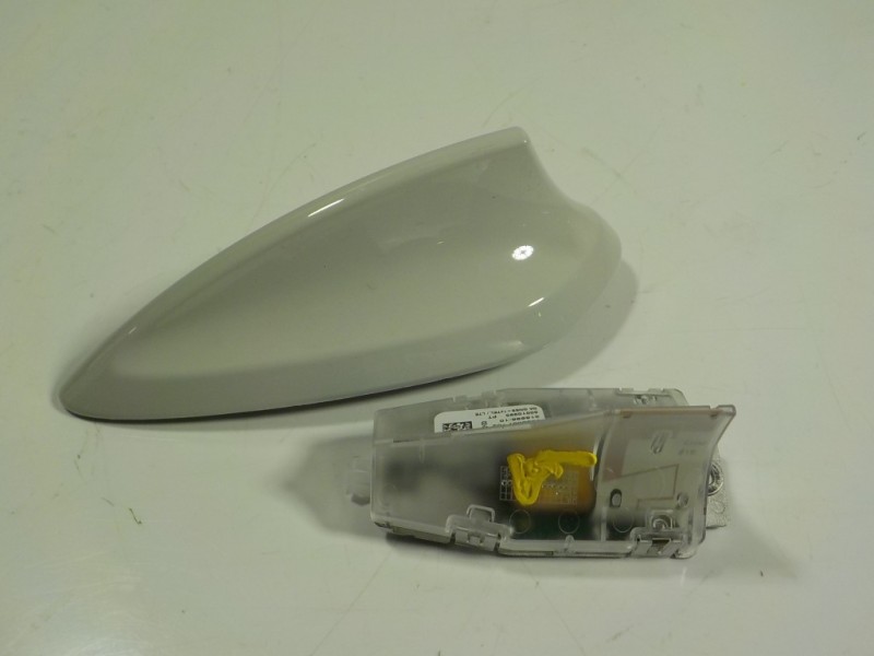 Recambio de antena para bmw serie 3 lim. (f30) 2.0 16v turbodiesel referencia OEM IAM 65209226896 9350087 