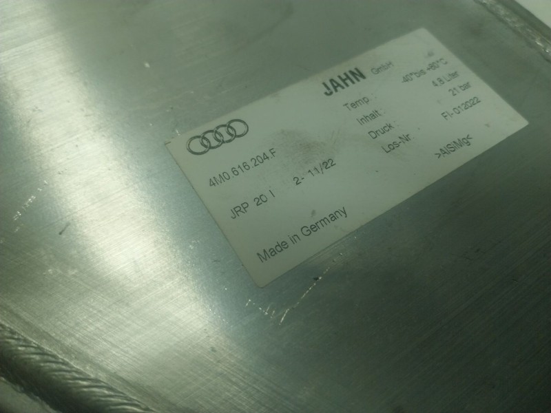 Recambio de deposito suspension para audi q7 4mg 3.0 v6 24v tdi referencia OEM IAM  4M0616204F 