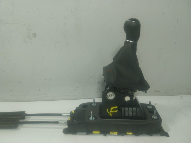Recambio de palanca cambio para seat ibiza v (kj1, kjg) 1.0 tsi referencia OEM IAM  5R3711049L 