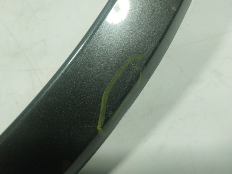 Recambio de aletin trasero derecho para audi q7 4mg 3.0 v6 24v tdi referencia OEM IAM  4M0853818H 