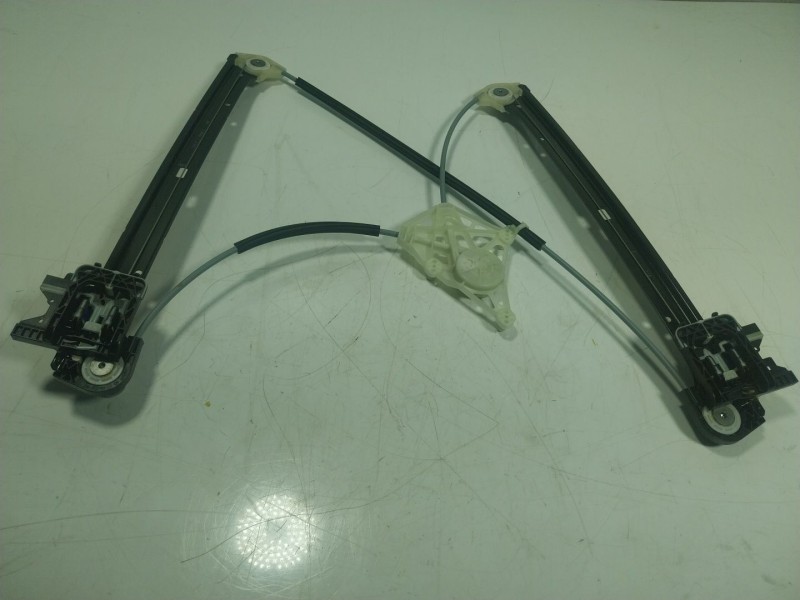 Recambio de elevalunas trasero derecho para audi q7 4mg 3.0 v6 24v tdi referencia OEM IAM  4M0839462A 