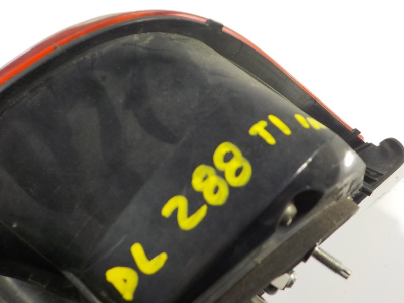 Recambio de piloto trasero izquierdo interior para volkswagen golf vi (5k1) gtd referencia OEM IAM 5K0945093AF  