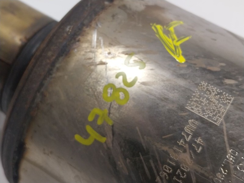 Recambio de catalizador para volkswagen golf viii (cd1) 2.0 tdi referencia OEM IAM  05L131701 