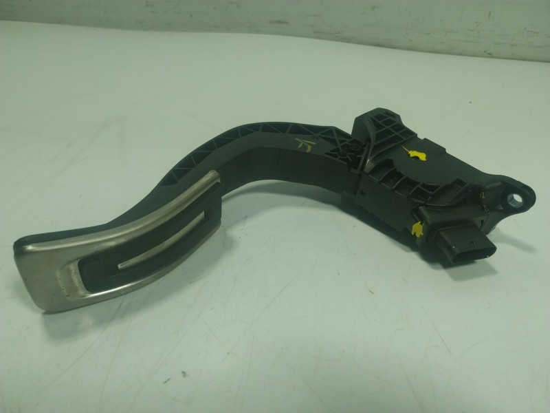 Recambio de potenciometro pedal para audi q7 4mg 3.0 v6 24v tdi referencia OEM IAM  8W1723523A 