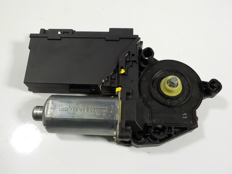 Recambio de motor elevalunas delantero derecho para bentley continental gt supersports referencia OEM IAM 3W8959702H 3W8959702H 