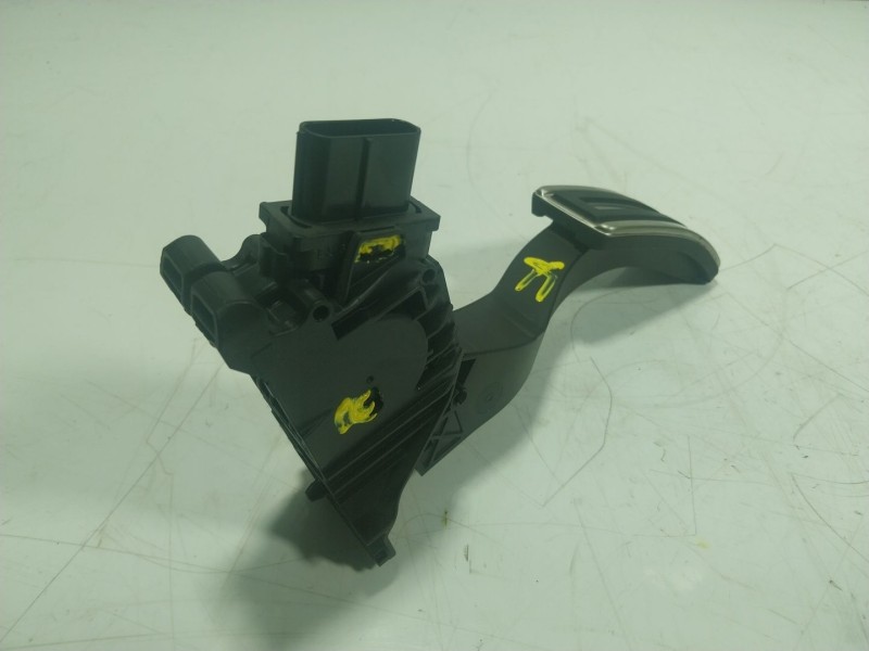 Recambio de potenciometro pedal para audi a3 sportback (8ya) 30 tdi referencia OEM IAM  5Q1723503K 