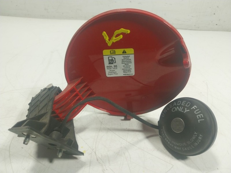 Recambio de tapa combustible para ford ka (ru8) 1.2 referencia OEM IAM 1744898  