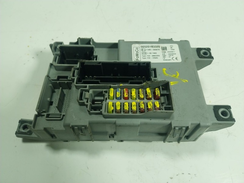 Recambio de caja reles / fusibles para ford ka (ru8) 1.2 referencia OEM IAM 1924079 00520183320 