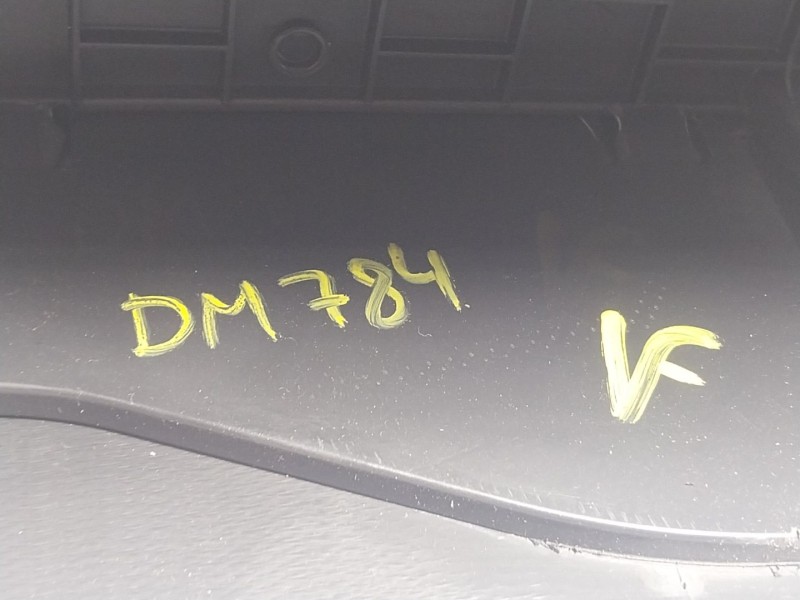 Recambio de apoyabrazos central para renault megane iii sport tourer 1.5 dci diesel fap referencia OEM IAM 969200011R  