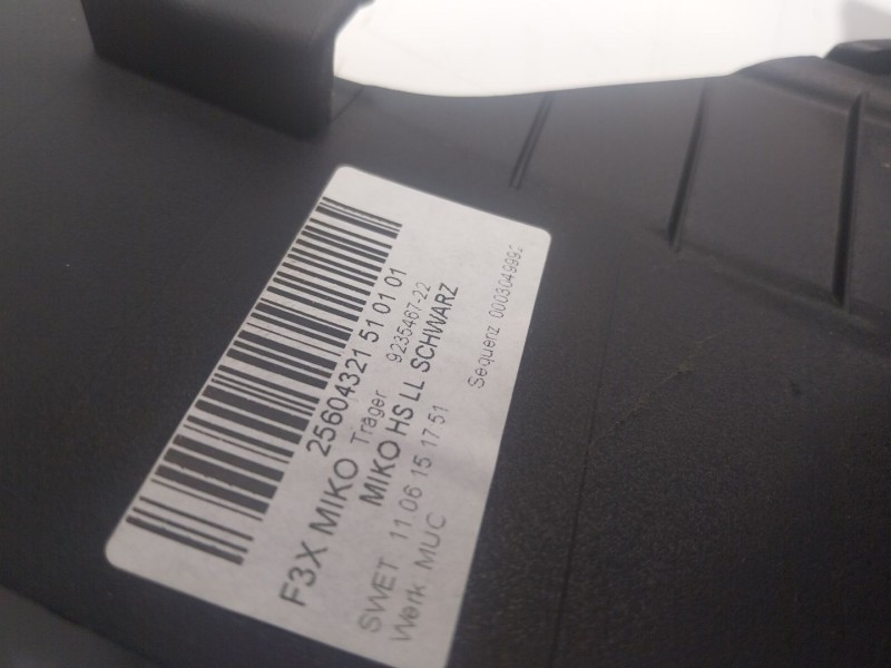 Recambio de apoyabrazos central para bmw 3 touring (f31) 316 d referencia OEM IAM 51169235437 923546722 51169360522