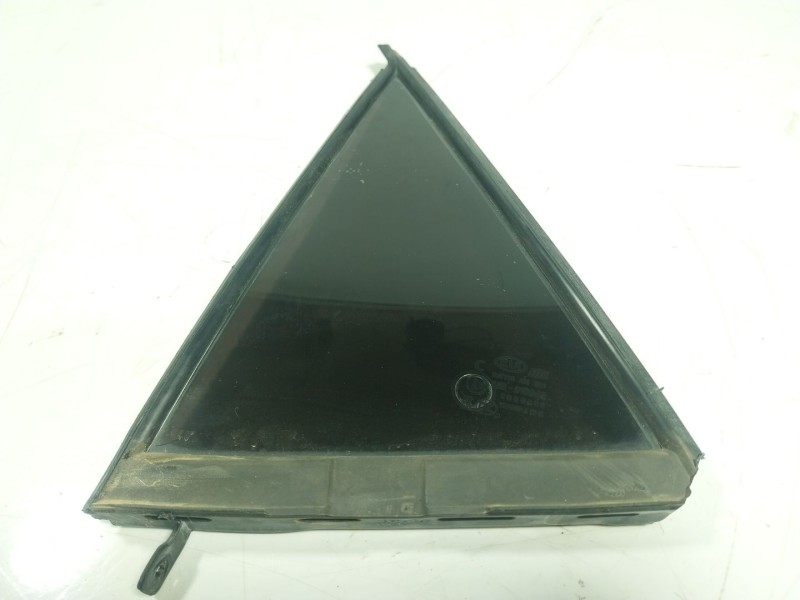 Recambio de cristal custodia trasero izquierdo para kia stonic (ybcuv) 1.6 crdi cat referencia OEM IAM 83417H8400  