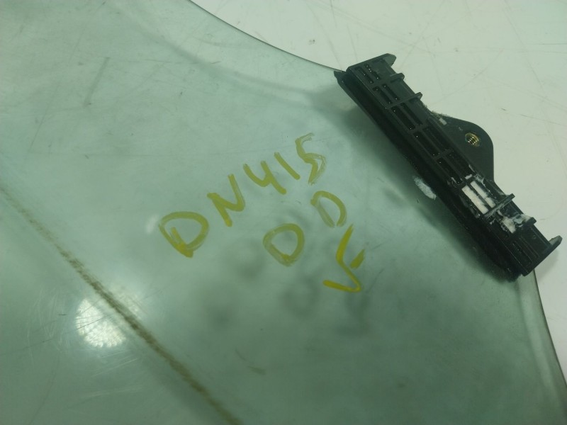 Recambio de cristal puerta delantero derecho para hyundai tucson (tl, tle) 1.7 crdi referencia OEM IAM 82420D7020  