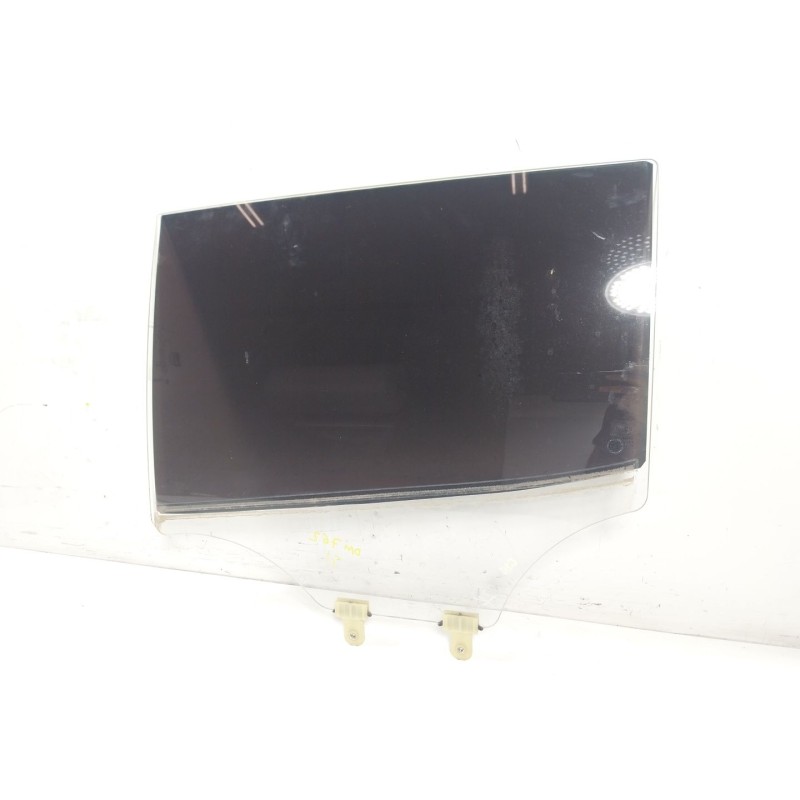 Recambio de cristal puerta trasero izquierdo para kia stonic (ybcuv) 1.6 crdi cat referencia OEM IAM 83410H8400  