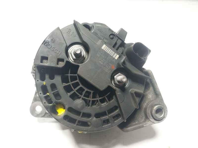 Recambio de alternador para mitsubishi canter euro 5/eev 3.0 diesel referencia OEM IAM  MK667725 