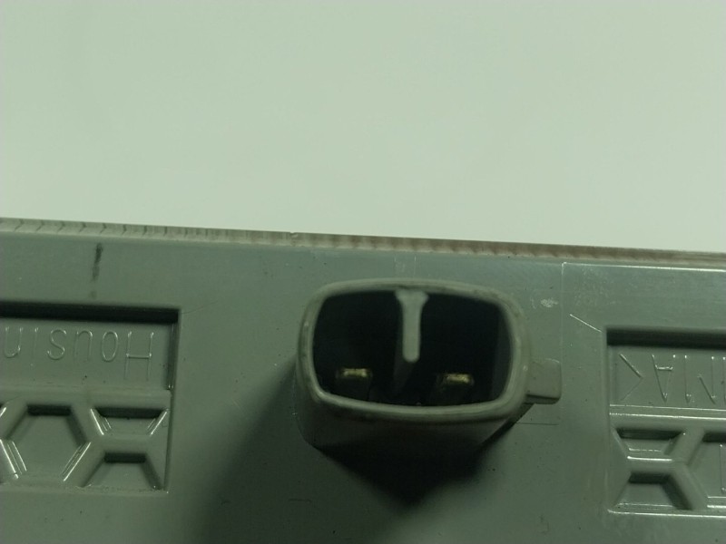 Recambio de piloto trasero central para toyota yaris cross 1.5 vvti 16 v 55 kw referencia OEM IAM   