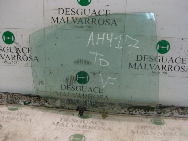 Recambio de cristal puerta trasero derecho para nissan primera berlina (p12) acenta referencia OEM IAM   