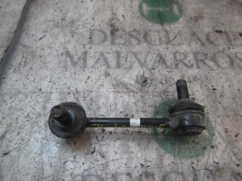 Recambio de tirante trasero derecho para kia sorento 2.5 crdi concept referencia OEM IAM 555803E050  