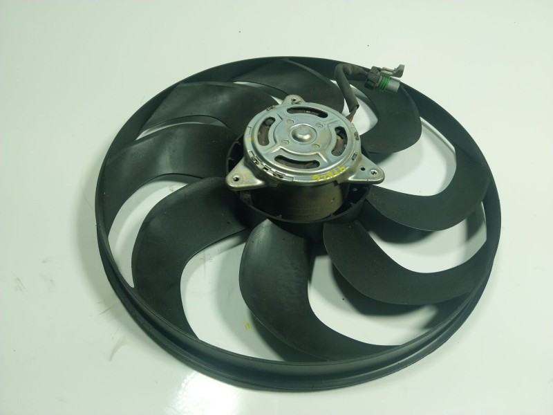 Recambio de electroventilador para ford transit connect 1.5 tdci cat referencia OEM IAM 2269424  