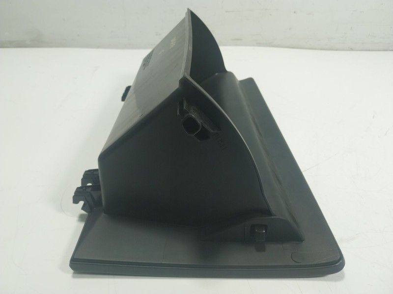 Recambio de guantera para toyota rav 4 v (_a5_, _h5_) 2.5 hybrid (axap54) referencia OEM IAM  5555042130 