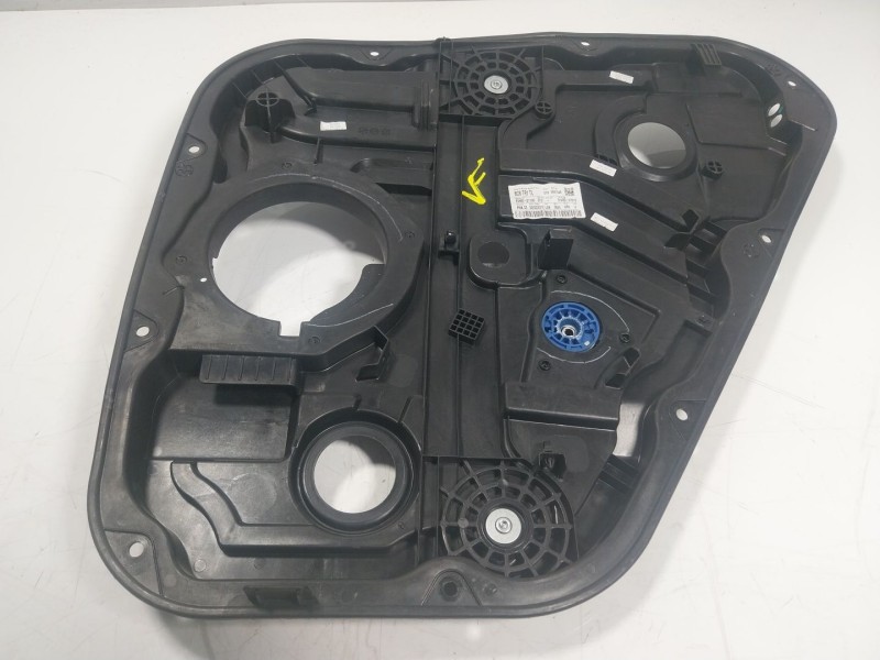Recambio de elevalunas trasero derecho para hyundai tucson tecno safe 2wd bluedrive referencia OEM IAM  9215100100 