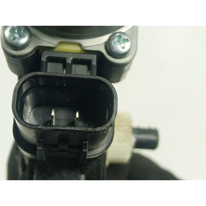 Recambio de motor elevalunas trasero derecho para hyundai tucson (tl, tle) 1.7 crdi referencia OEM IAM 83460D7000 82460D7000 