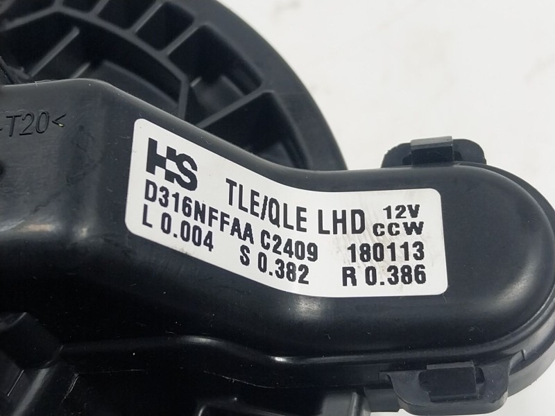 Recambio de motor calefaccion para hyundai tucson (tl, tle) 1.7 crdi referencia OEM IAM 97113D7000 180113 