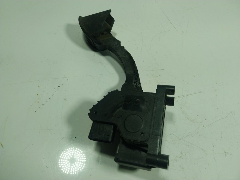 Recambio de potenciometro pedal para ford ka (ru8) 1.2 referencia OEM IAM 1736827 51893926 