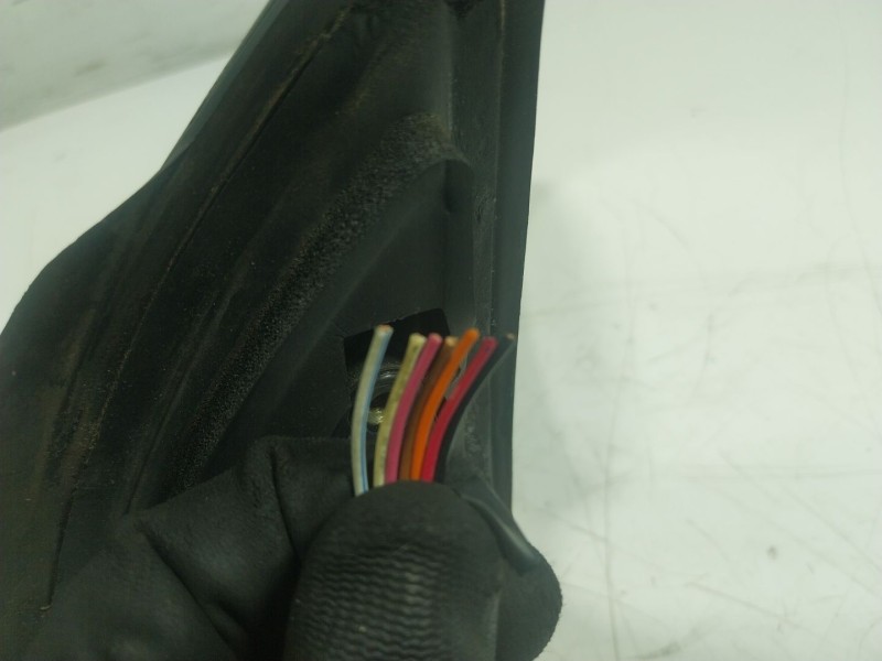 Recambio de espejo derecho para kia carnival ii 2.9 crdi cat referencia OEM IAM   