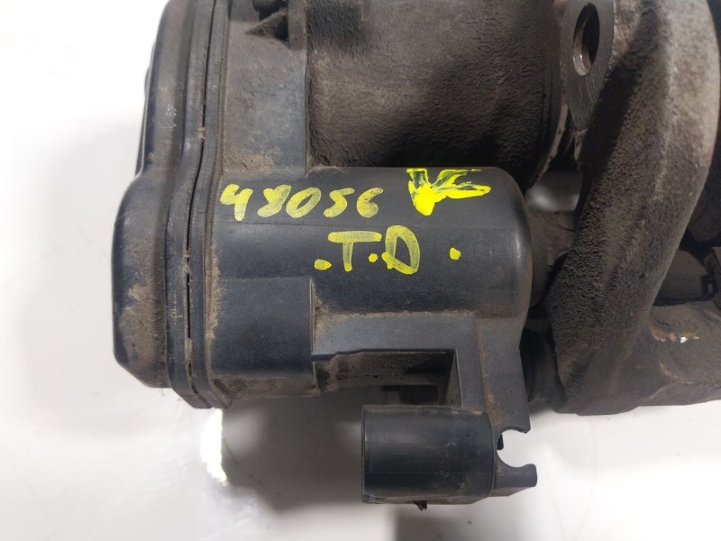 Recambio de pinza freno trasera derecha para bmw 5 (f10) 520 d referencia OEM IAM  32349660 