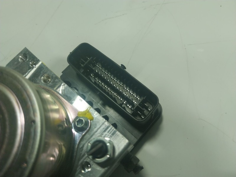 Recambio de abs para toyota rav 4 v van (_a5_, _h5_) 2.5 hybrid (axah52) referencia OEM IAM  11604084430 