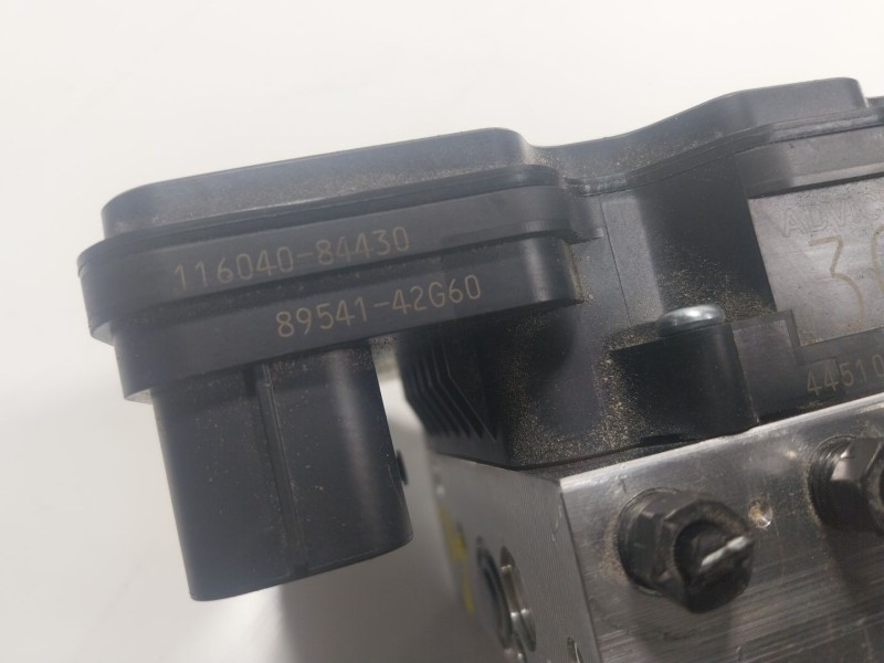 Recambio de abs para toyota rav 4 v van (_a5_, _h5_) 2.5 hybrid (axah52) referencia OEM IAM  11604084430 