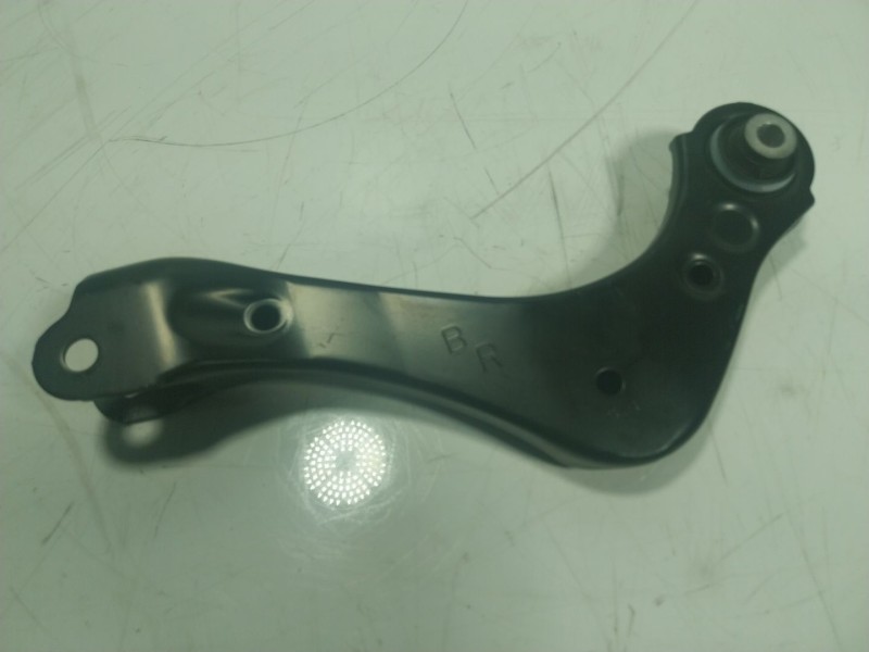 Recambio de brazo suspension superior trasero derecho para toyota rav 4 v van (_a5_, _h5_) 2.5 hybrid (axah52) referencia OEM IA