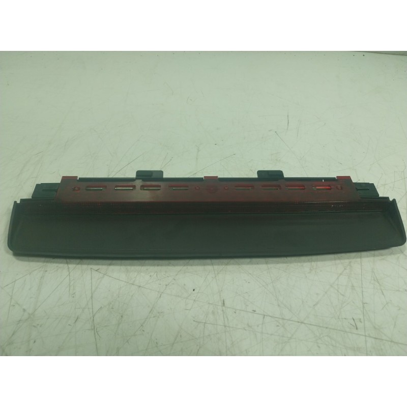 Recambio de piloto trasero central para bmw 5 (f10) 520 d referencia OEM IAM  7230799 