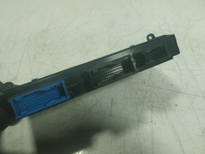 Recambio de modulo electronico para bmw 5 (f10) 520 d referencia OEM IAM  928694102 