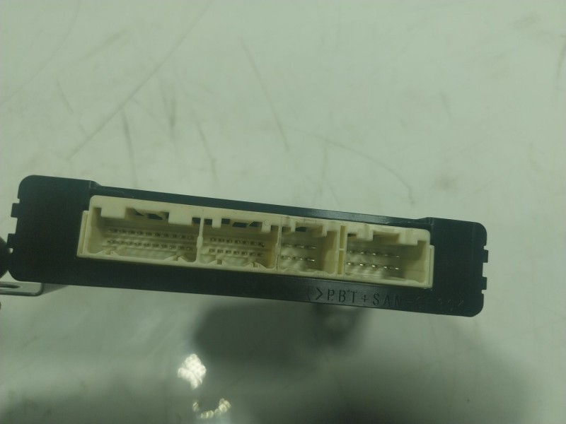 Recambio de modulo electronico para toyota rav 4 v van (_a5_, _h5_) 2.5 hybrid (axah52) referencia OEM IAM  8922242150 