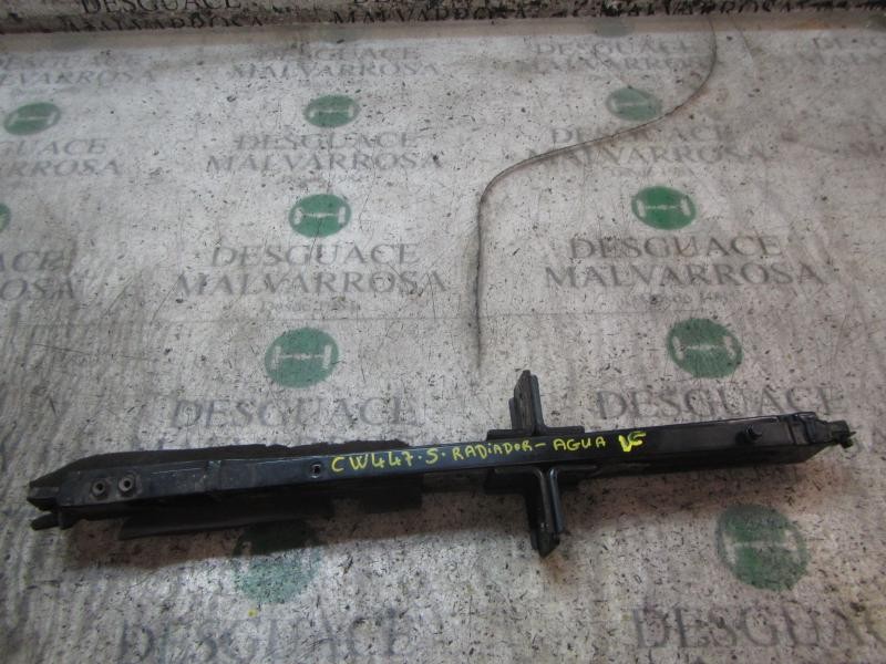 Recambio de travesaño inferior para kia sorento 2.5 crdi concept referencia OEM IAM 253163E000  