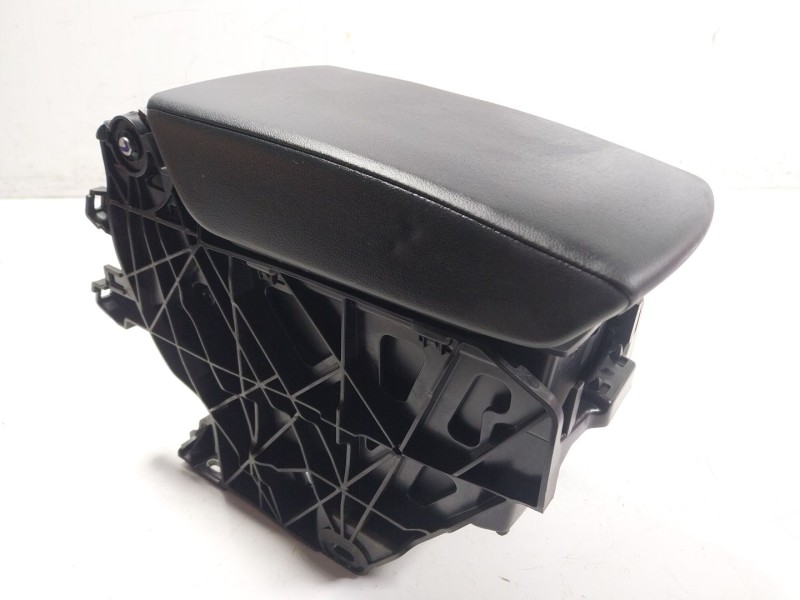 Recambio de apoyabrazos central para seat leon sportstourer (kl8) fr referencia OEM IAM 5FA864207C 5FA864207C 