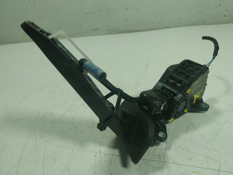 Recambio de potenciometro pedal para toyota rav 4 v van (_a5_, _h5_) 2.5 hybrid (axah52) referencia OEM IAM  7811033141 