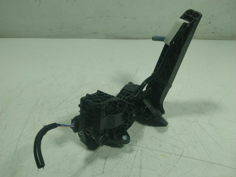 Recambio de potenciometro pedal para toyota rav 4 v van (_a5_, _h5_) 2.5 hybrid (axah52) referencia OEM IAM  7811033141 