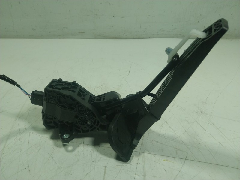 Recambio de potenciometro pedal para toyota rav 4 v van (_a5_, _h5_) 2.5 hybrid (axah52) referencia OEM IAM  7811033141 