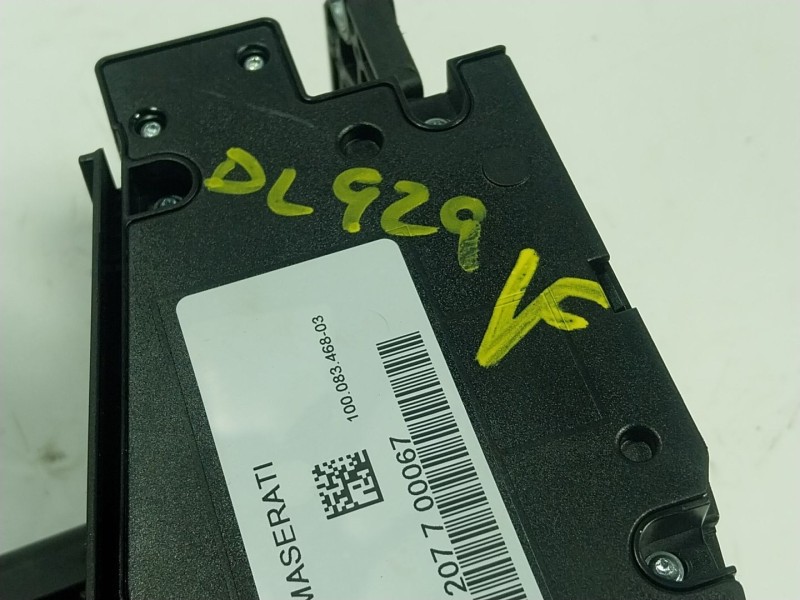 Recambio de palanca cambio para maserati levante 3.0 v6 twinturbo cat referencia OEM IAM  6700317400 