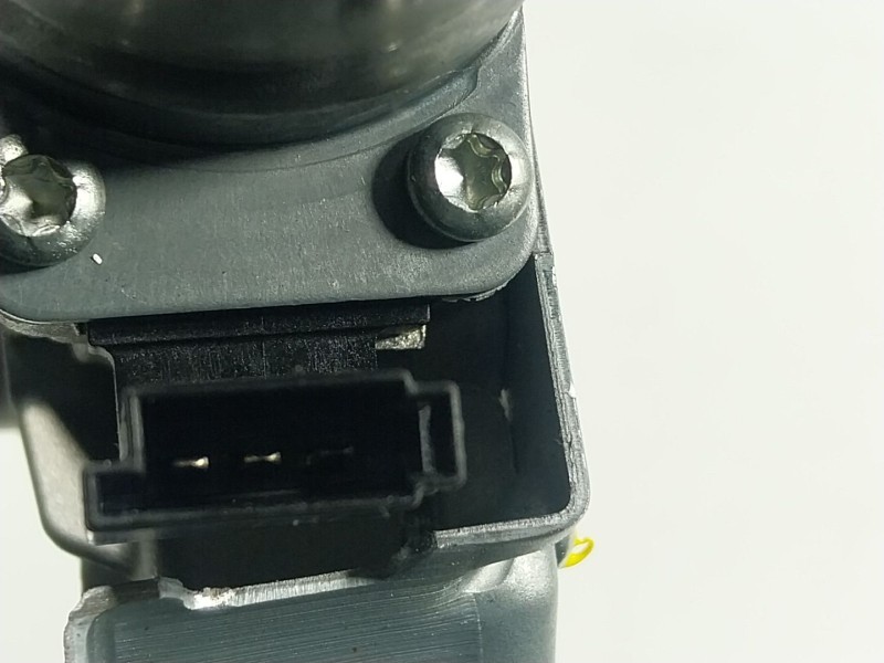 Recambio de motor limpia trasero para maserati levante 3.0 v6 twinturbo cat referencia OEM IAM   