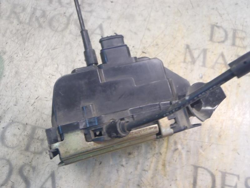 Recambio de cerradura puerta delantera izquierda para renault megane ii berlina 3p confort dynamique referencia OEM IAM   